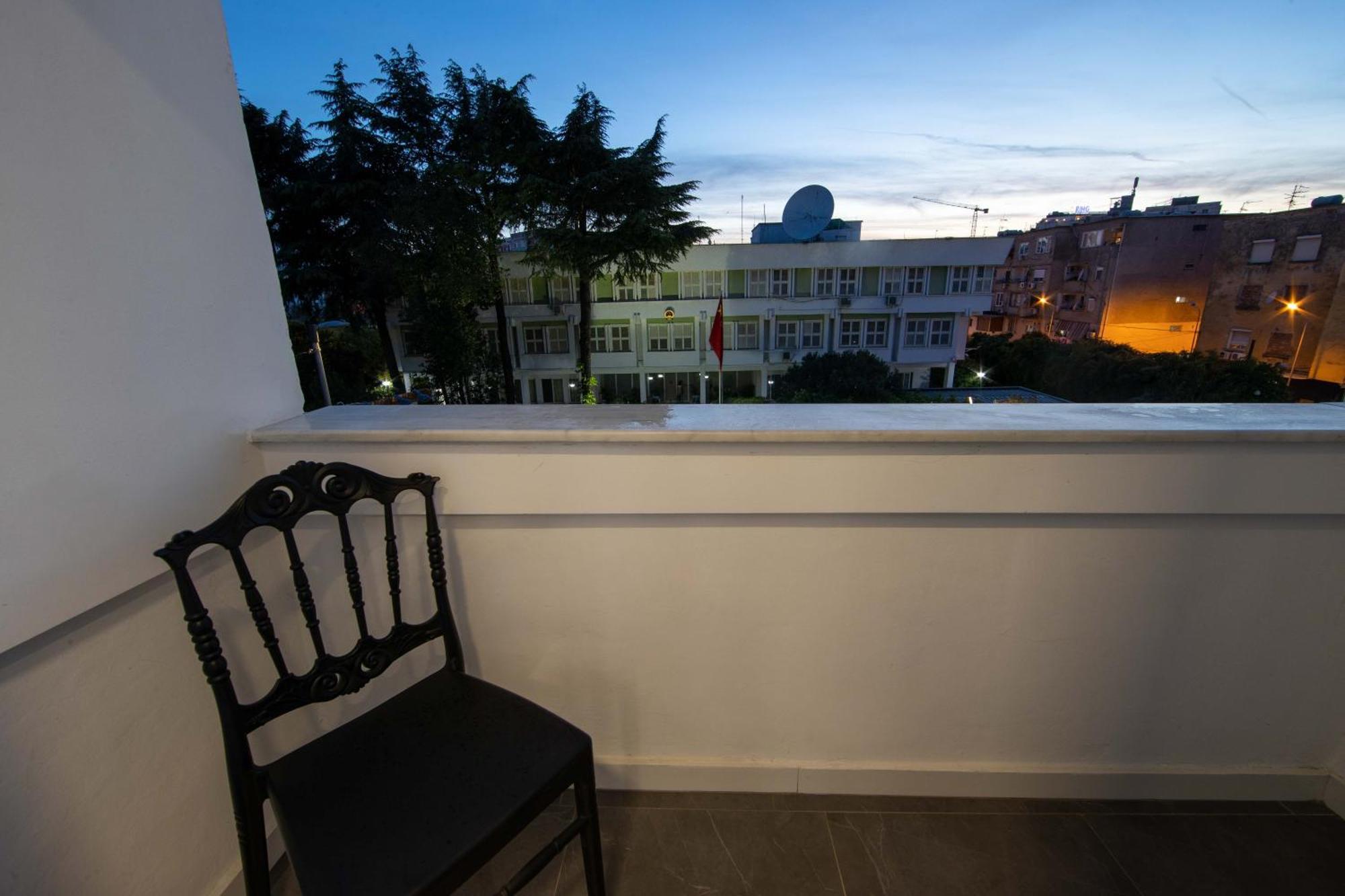 Niki'S Apartments Tiran Dış mekan fotoğraf